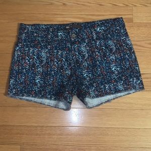 Levi’s Chevron Printed Jean Shorts 16